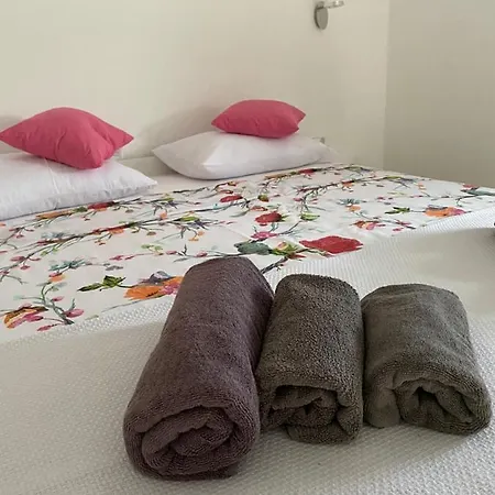 Begic 1 I 2 Apartment Barbat na Rabu